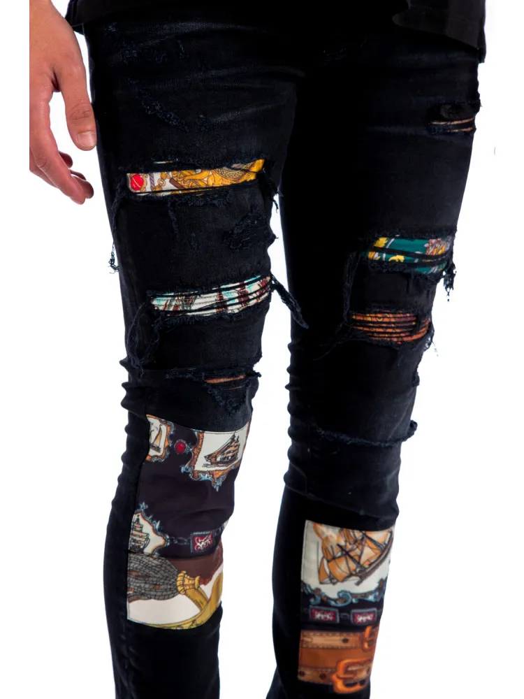 Amiri Scarves Art Patch Jean | Credomen