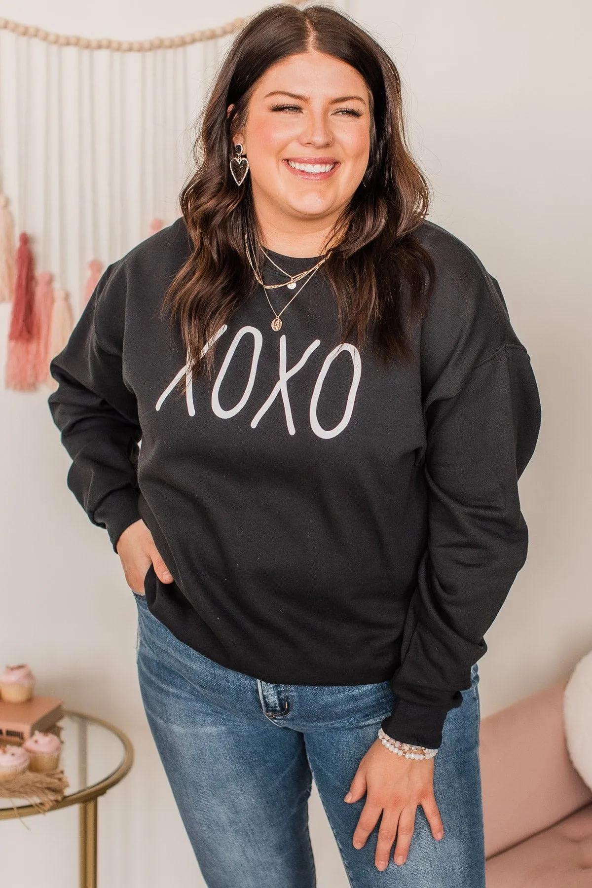 Hugs & Kisses XOXO Graphic Pullover- Black