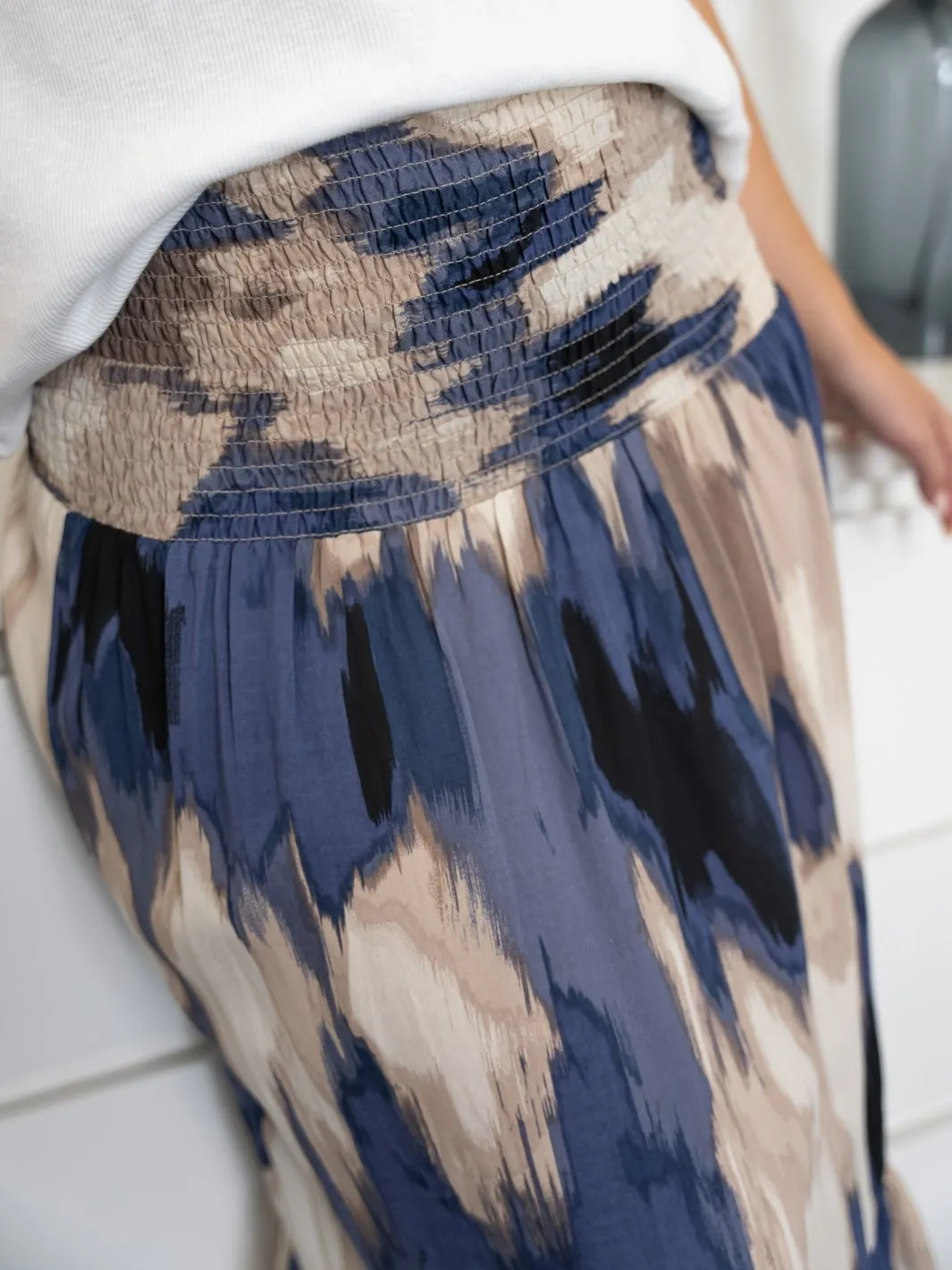 Kaffe KAmaxi smock skirt blue abstract print