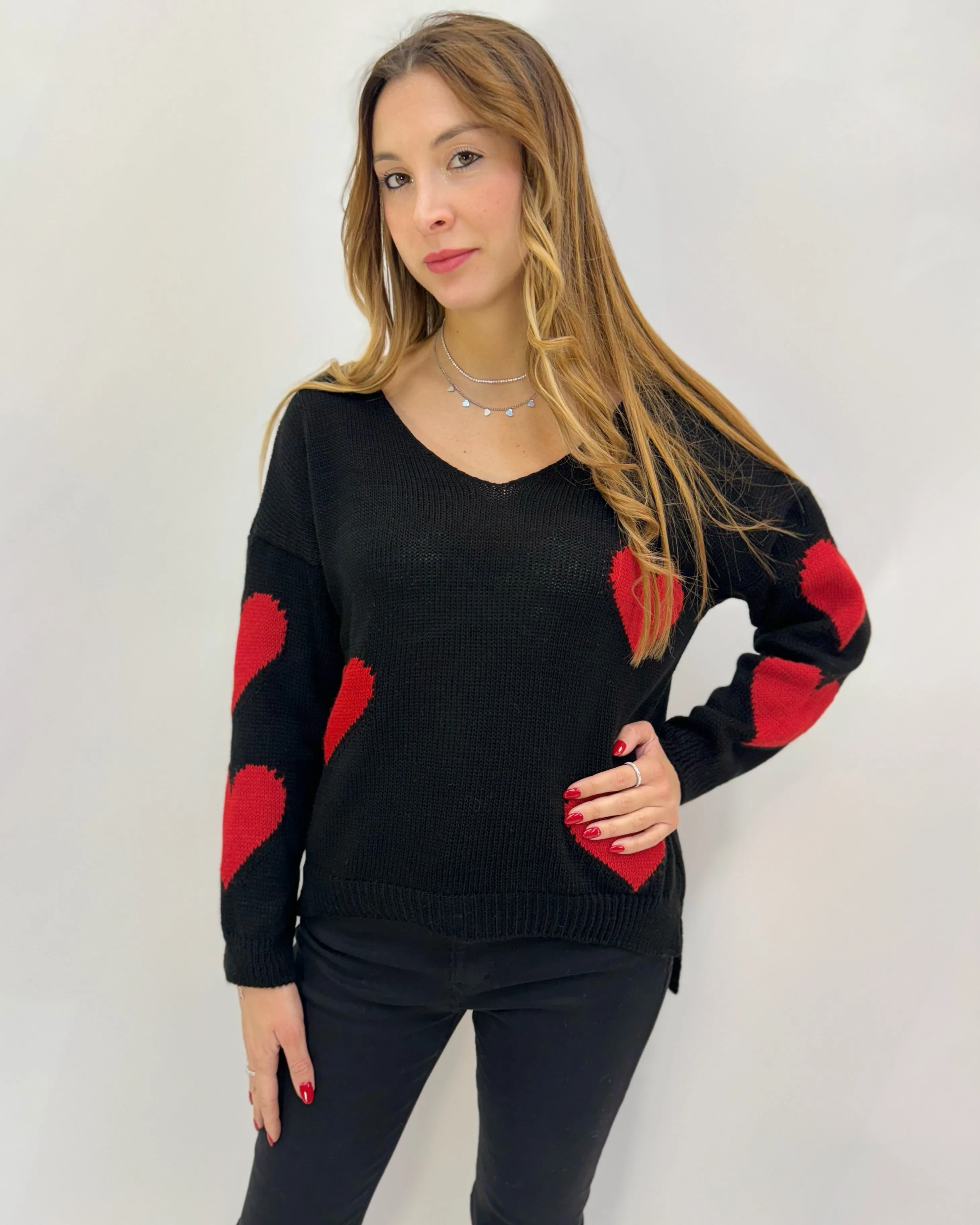 Pullover scollo V con cuori