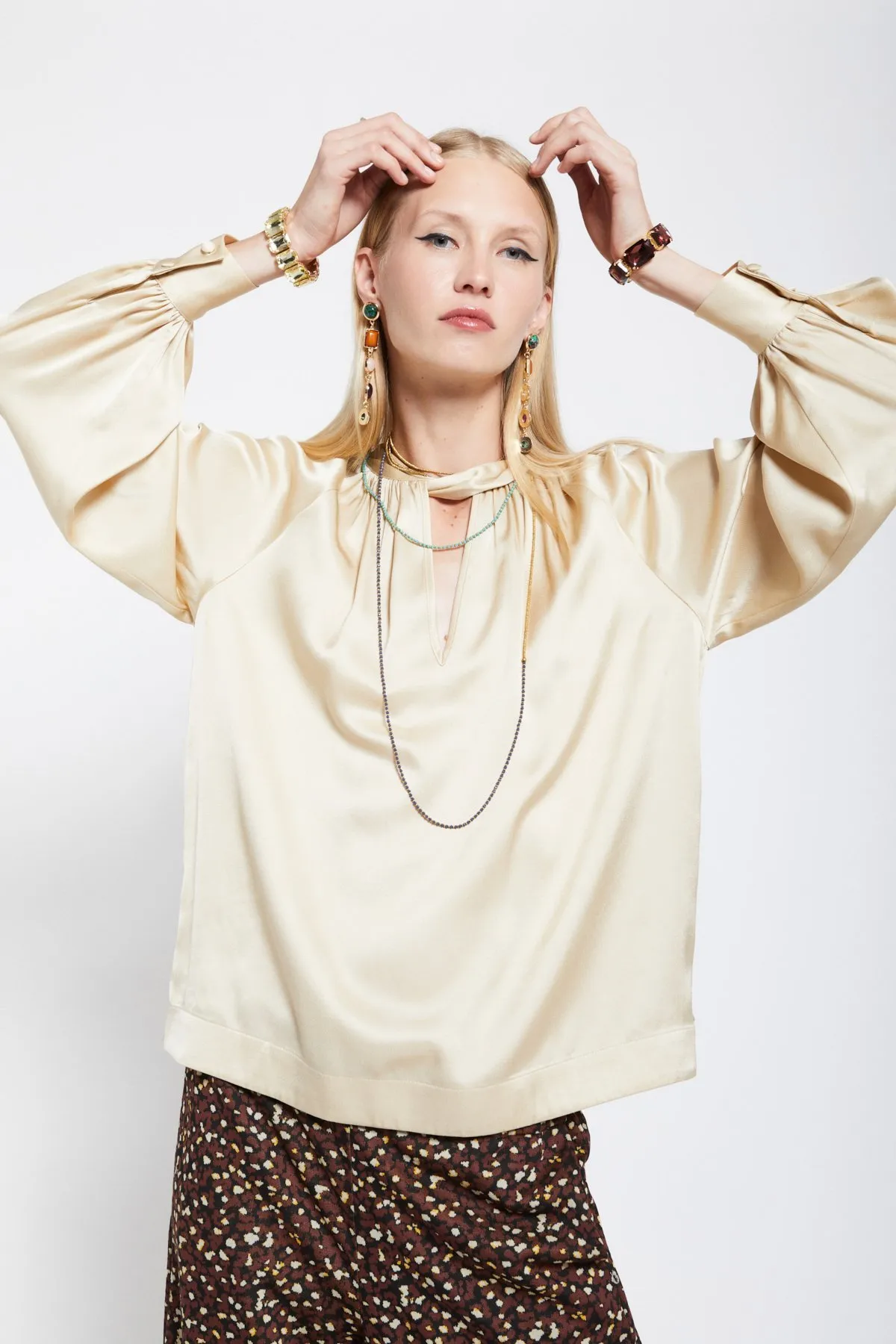 Viscose blouse with knot